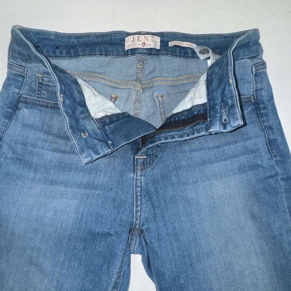 Jen 7 “legging ankle” jean size 6